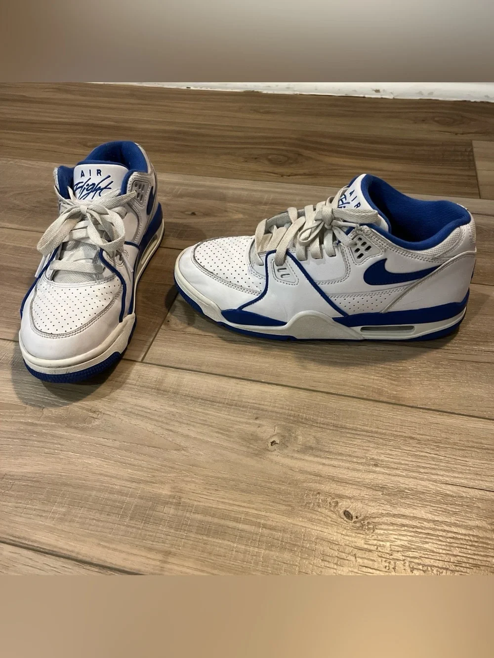 Nike Air Flight 89 Low Men's Size 8 White / Hyper Royal (FZ3045-100)